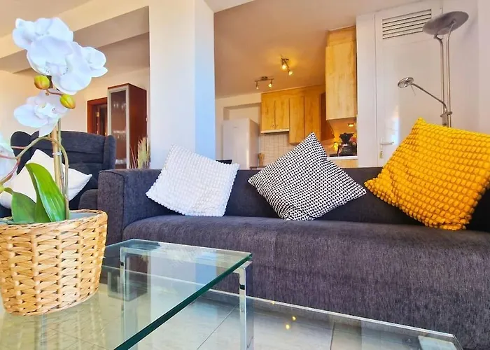 شقة Comfortable 2 Bed In